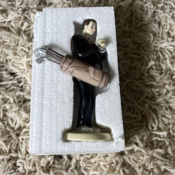 Weddingstar Caucasian Golfing Groom Cake Topper - Picture 6 of 11